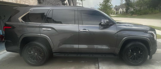 Toyota Sequoia